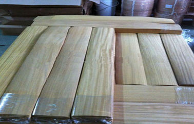 प्राकृतिक लकड़ी फ़्लोरिंग लिबास पीली ब्राउन, इंजीनियर लकड़ी के फ़र्श